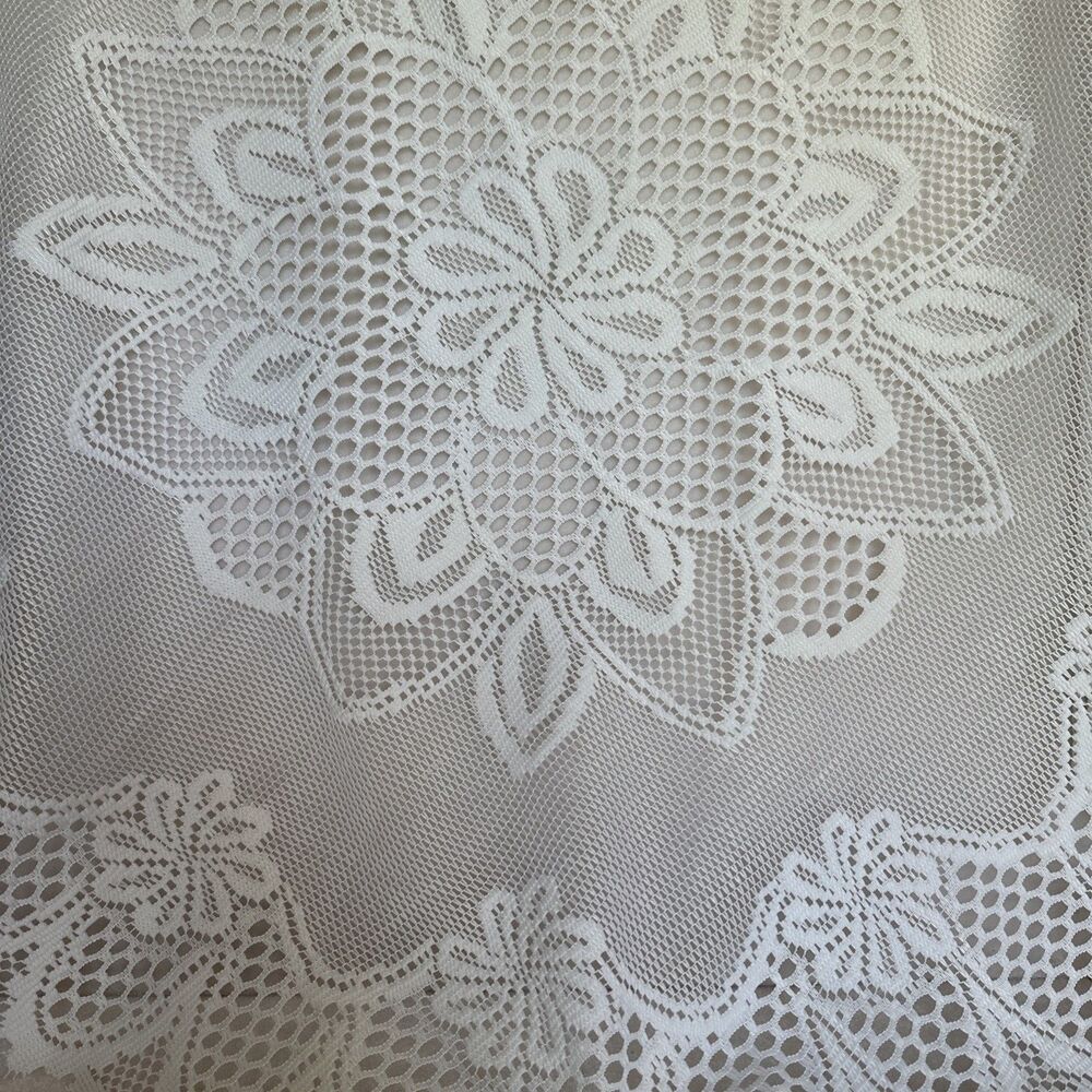 round table cover